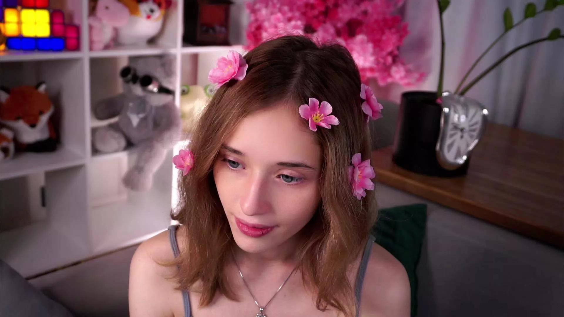 Offline EdythCorell on Cam4