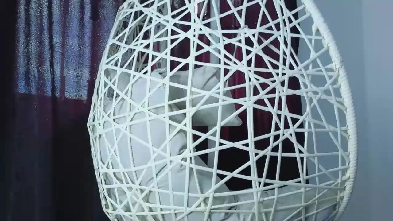 Offline eimy_cute01 on Cam4