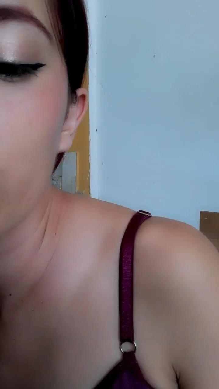 Offline Electra_porn on Cam4