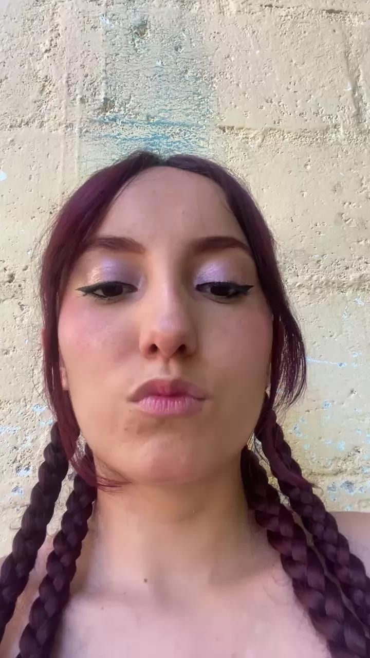 Offline Electra_porn on Cam4