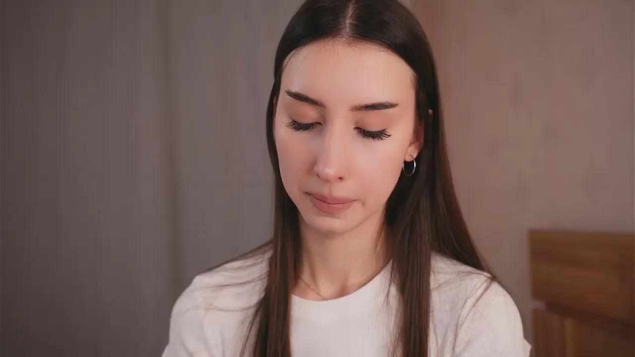 Offline ElgaBeech on Cam4