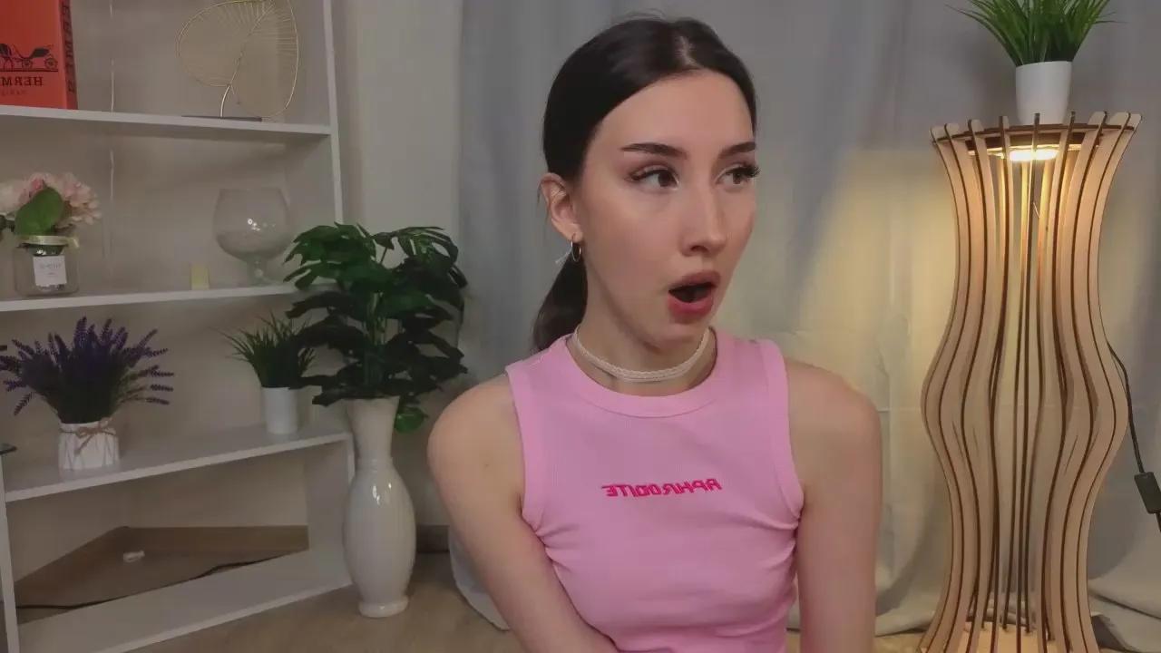 Offline ElgaBeech on Cam4