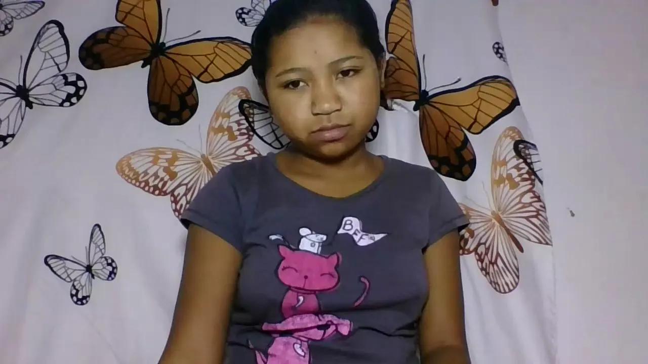 Freechat elinah_xxx on Cam4