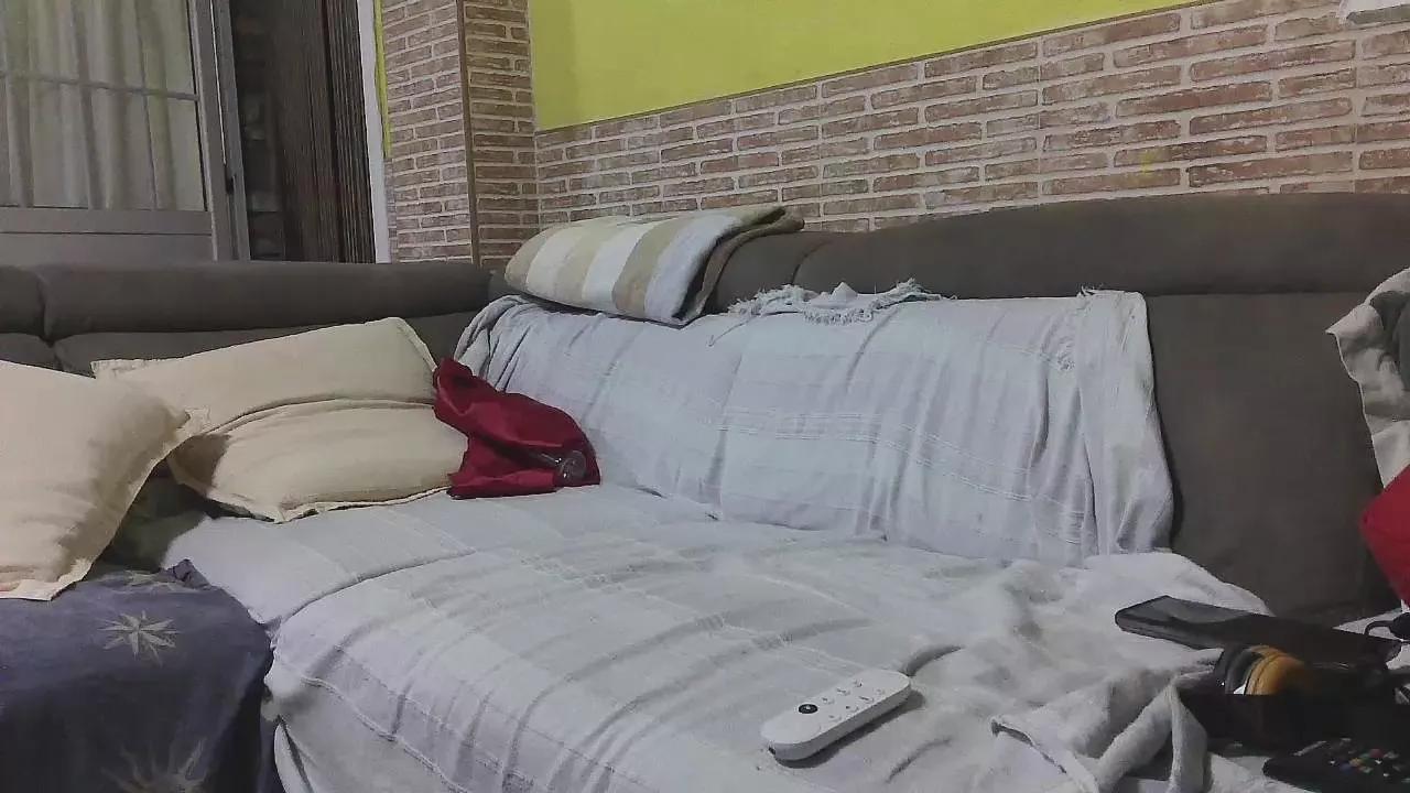 Offline EllaSola69 on Cam4