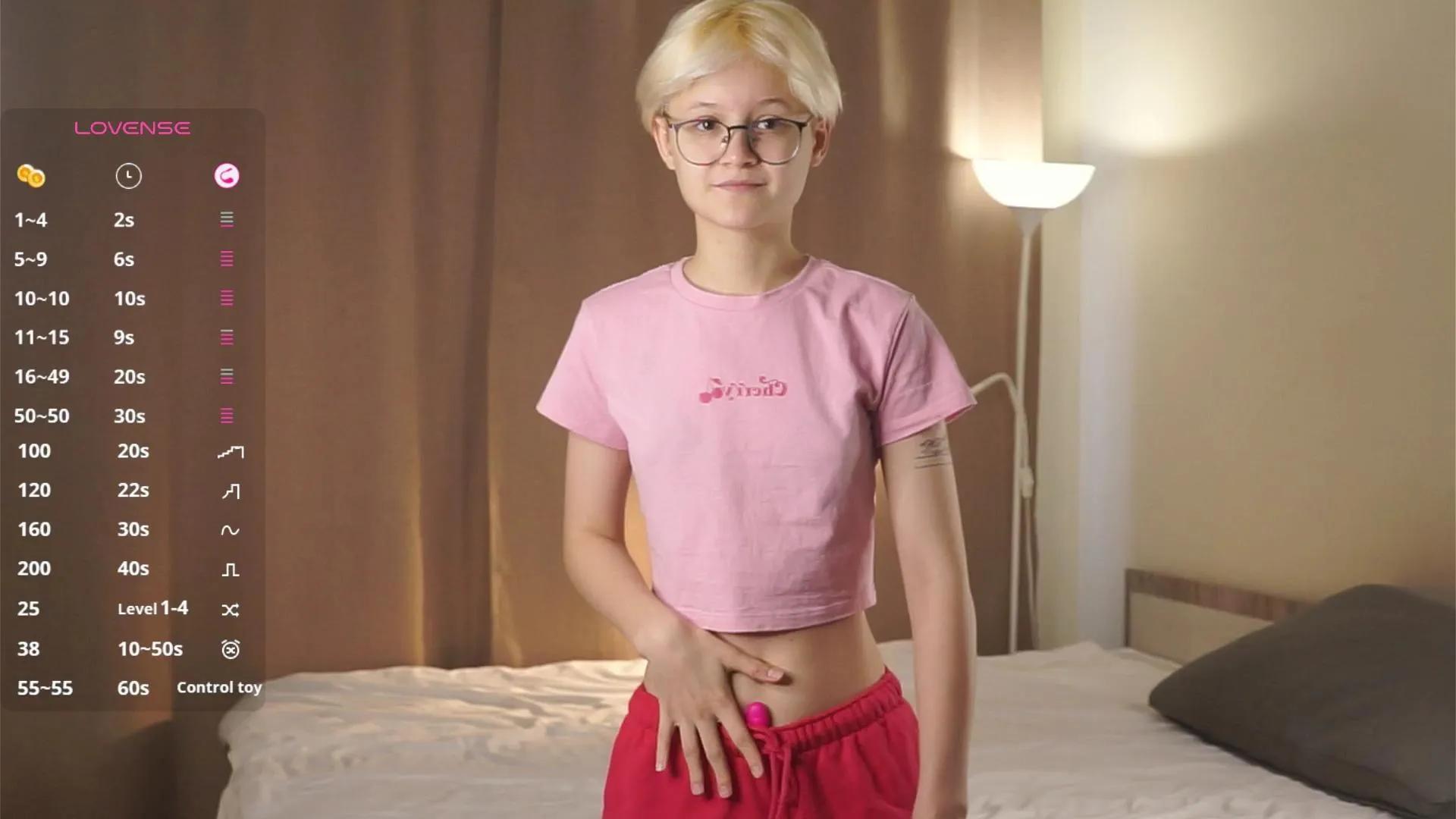 Offline ElviraWiggains on Cam4