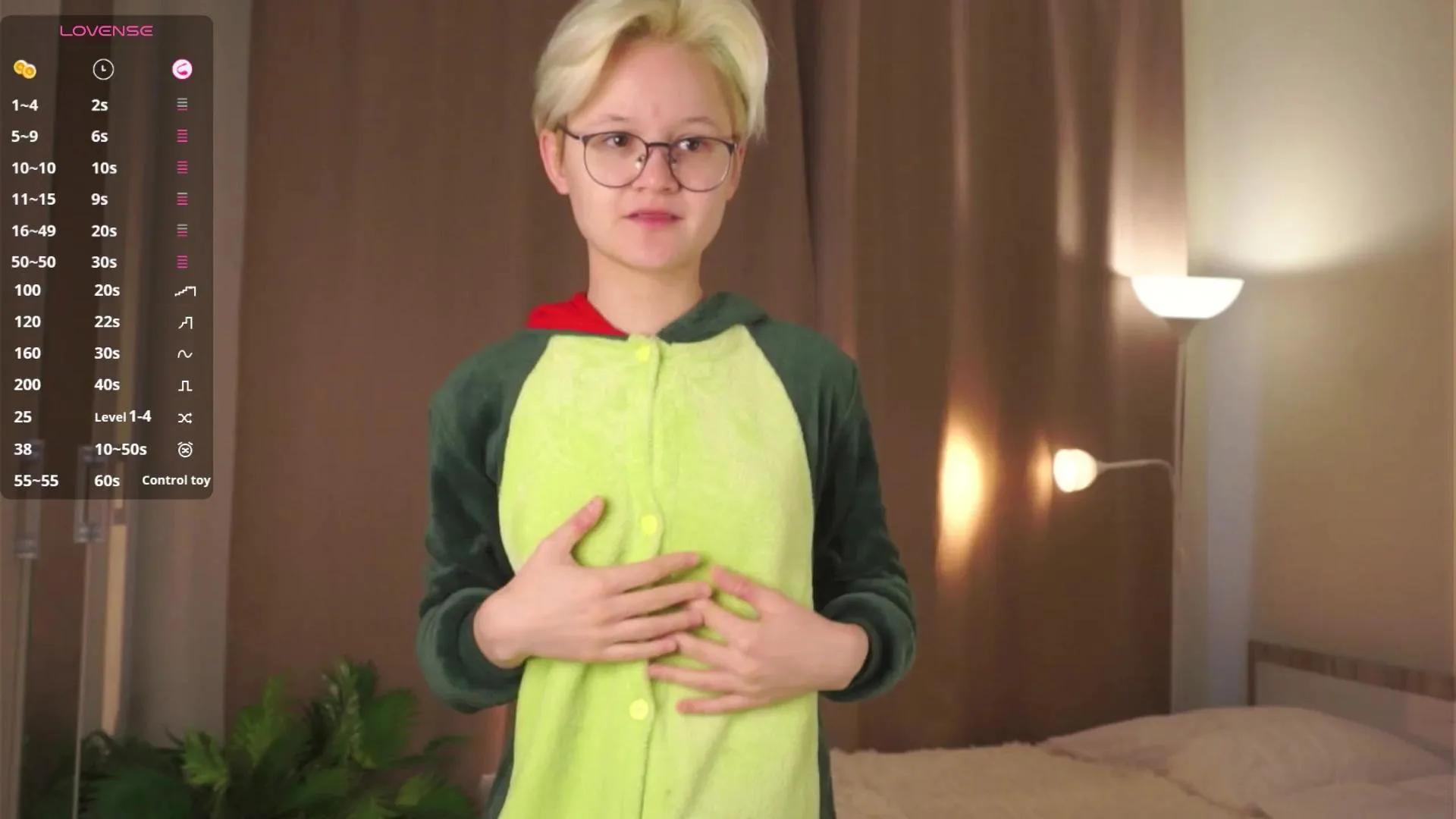 Offline ElviraWiggains on Cam4