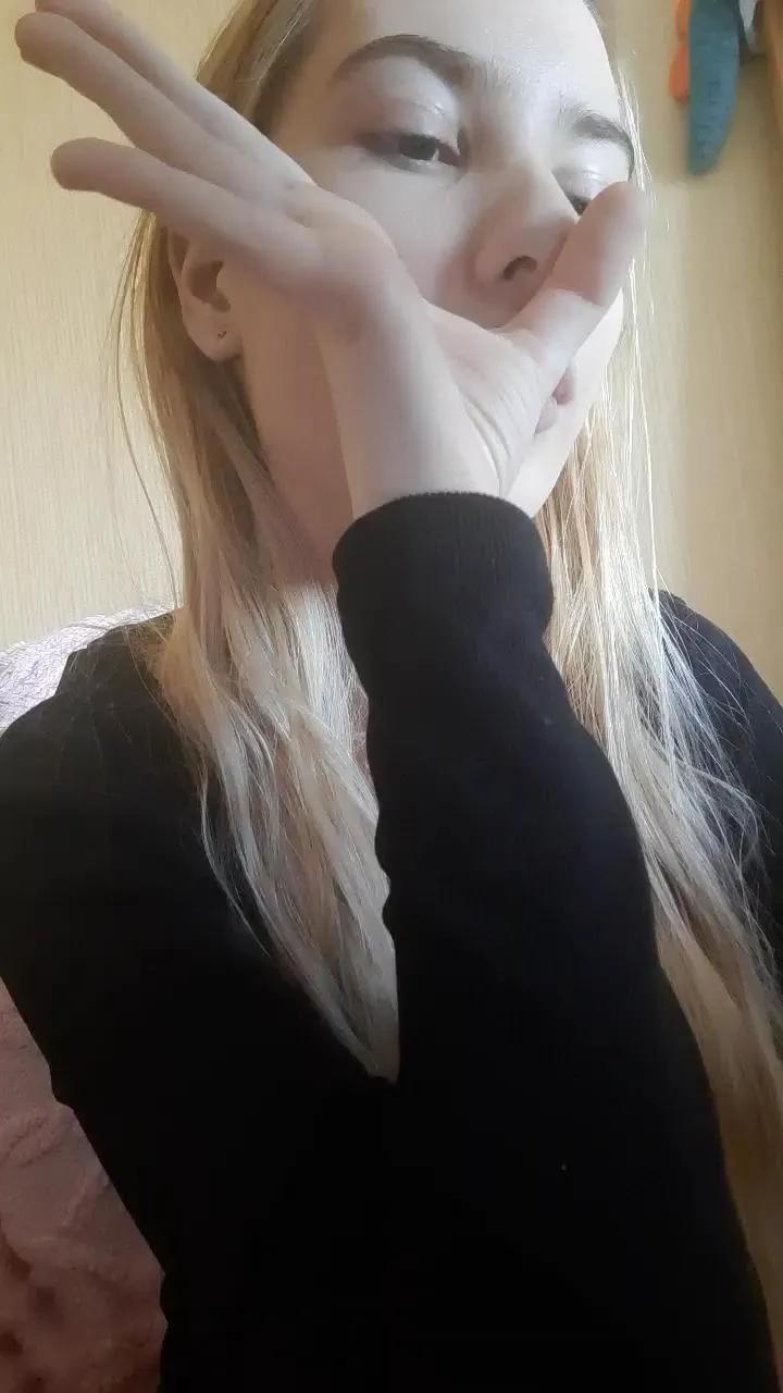 Offline Elzakom on Cam4