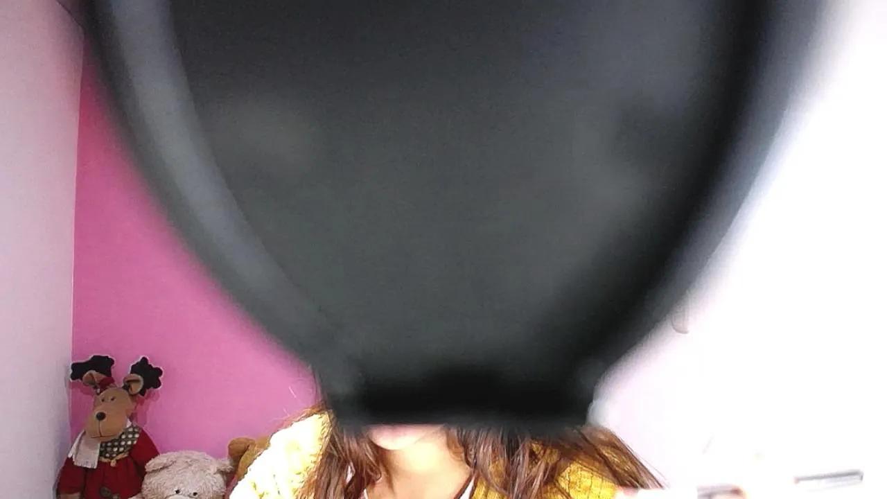 Offline emerald00_ on Cam4