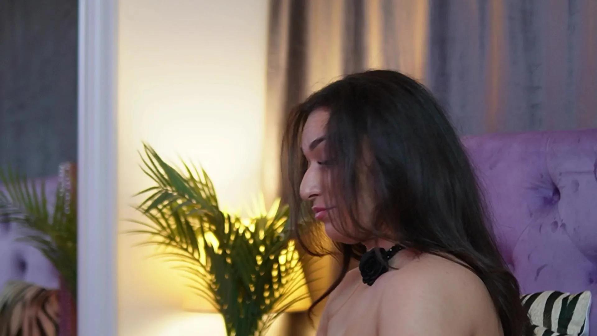 Offline EmmaDallas on Cam4