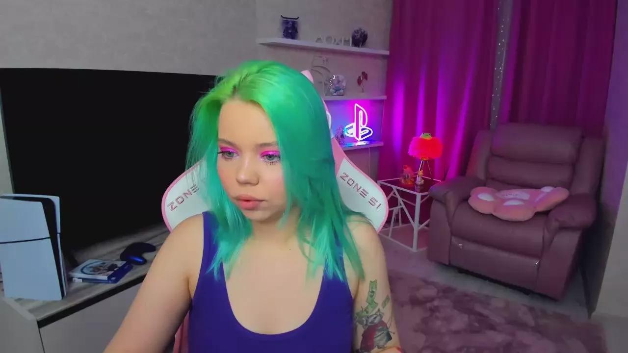 EnergyBunny_1 on Cam4 