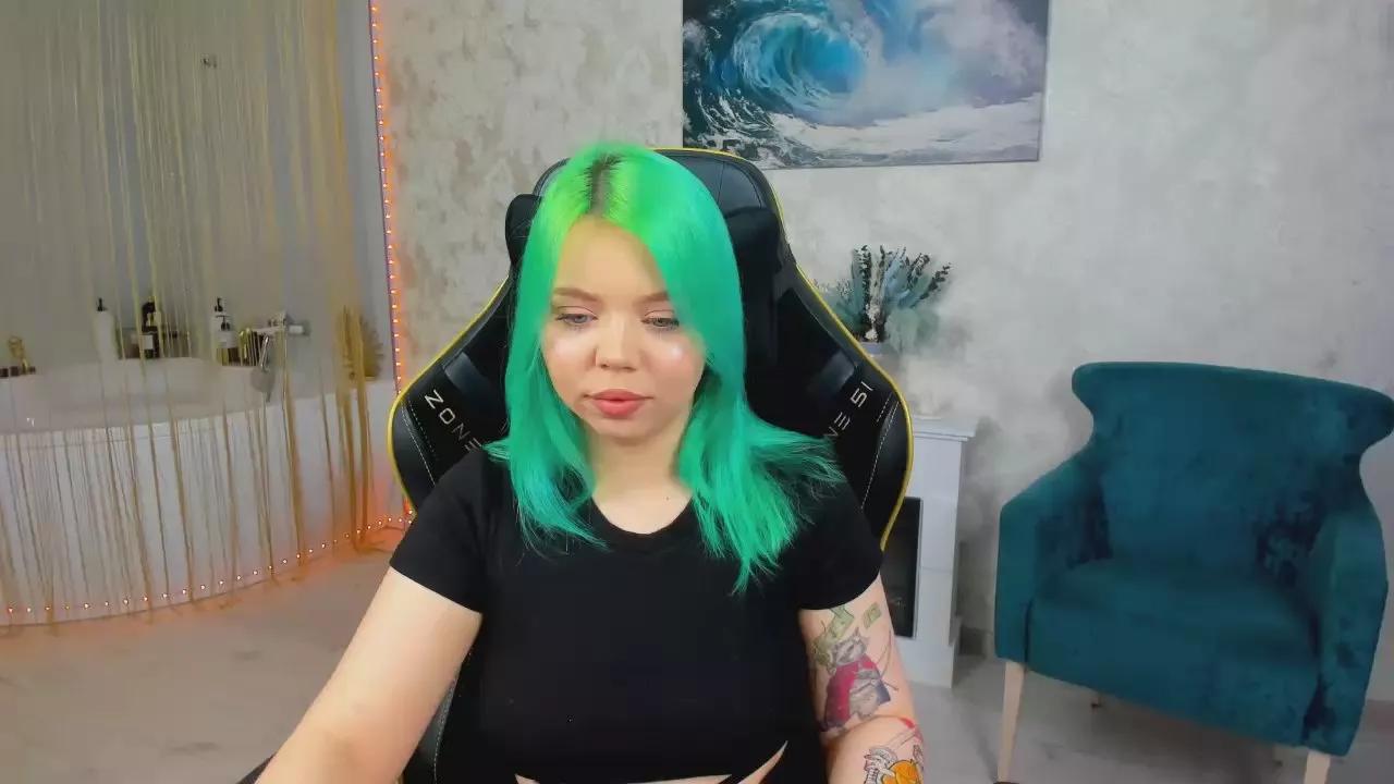 EnergyBunny_1 on Cam4 