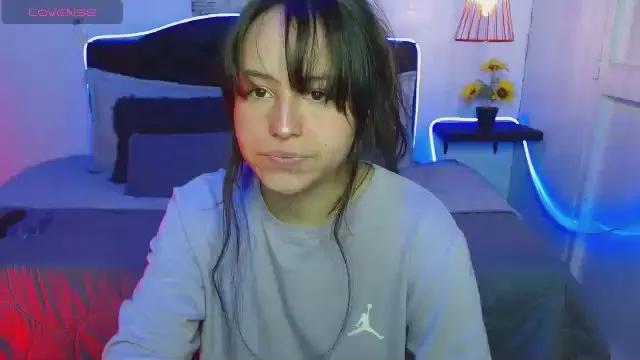 Offline Eymmy_24 on Cam4