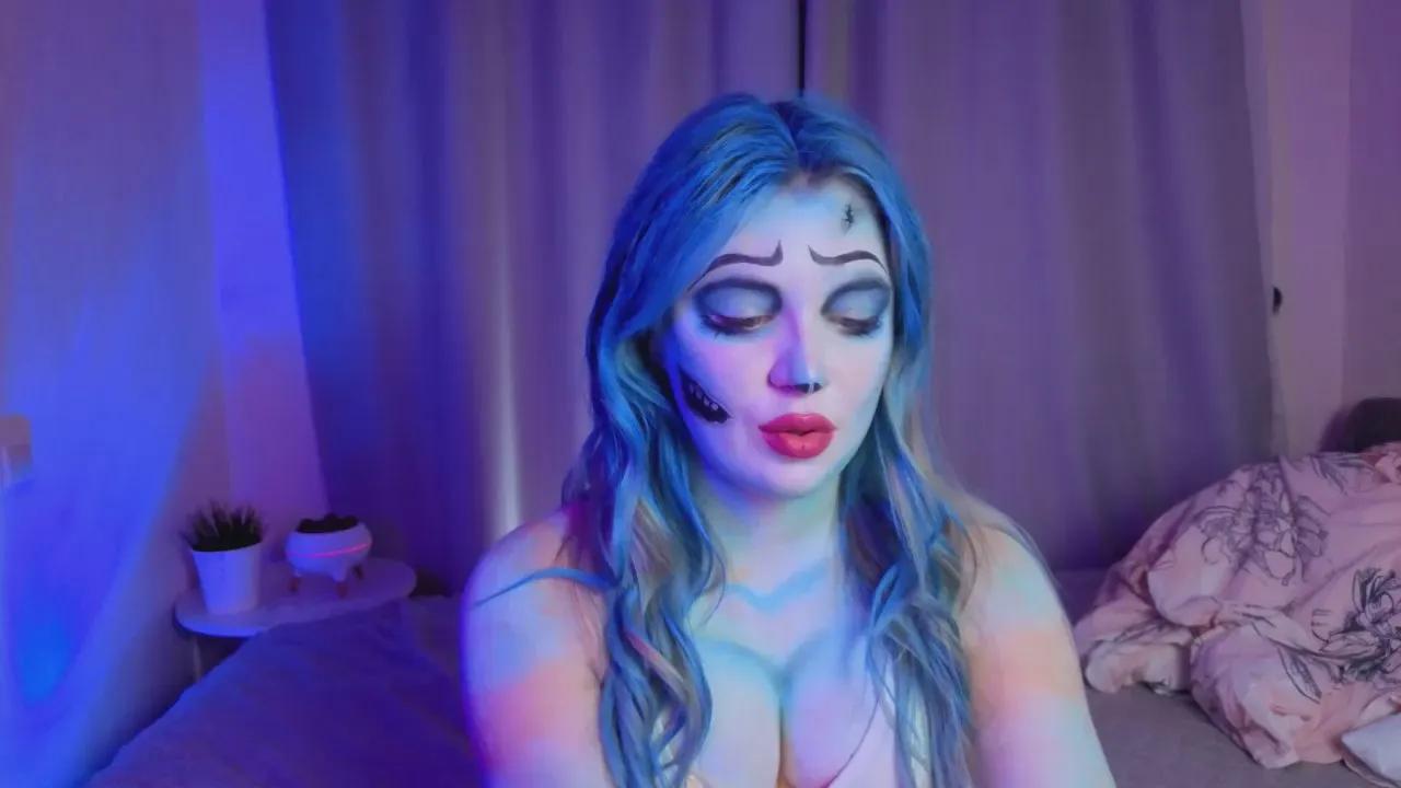 FatimahFranko —  #smoke #C2C #taboo #gamer #anal #ass #feet