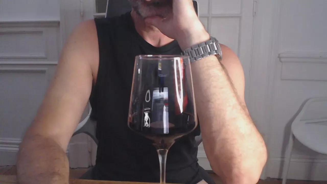 Offline foreign_off on Cam4