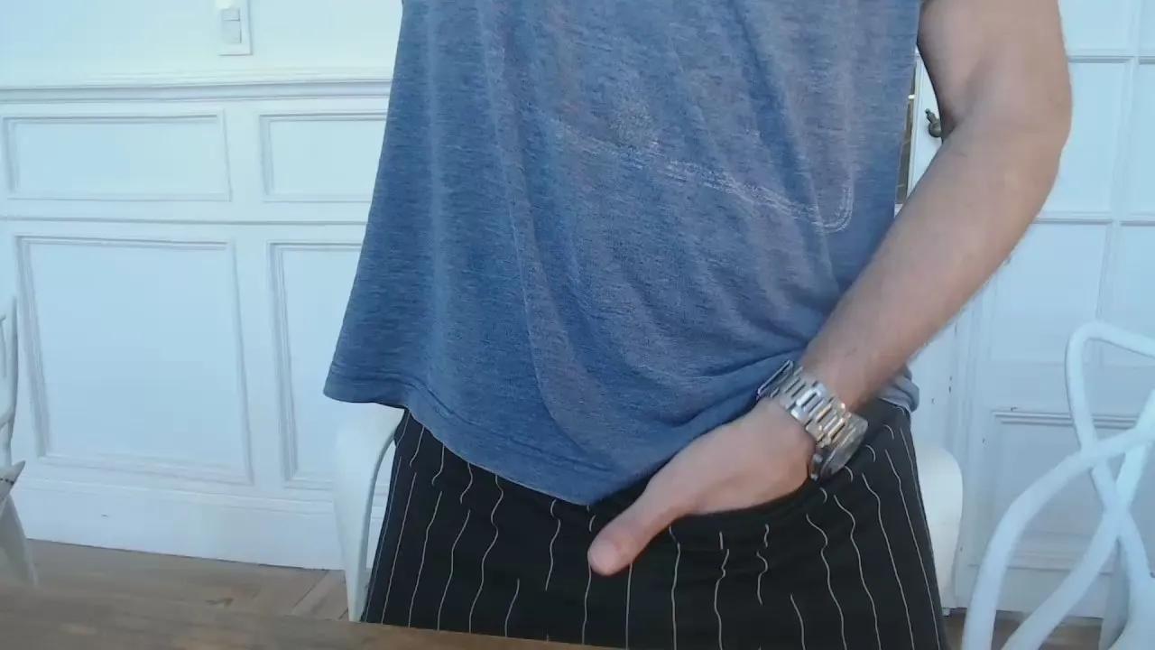 Offline foreign_off on Cam4