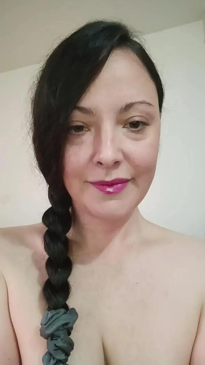 Offline FoxySpanks on Cam4