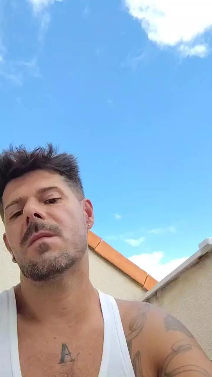 Offline Fredylover on Cam4