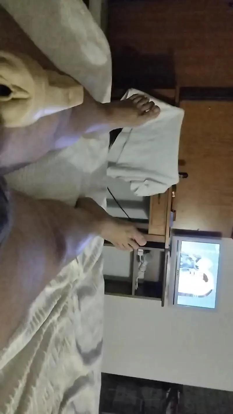 Offline FUCKpussyLAT on Cam4