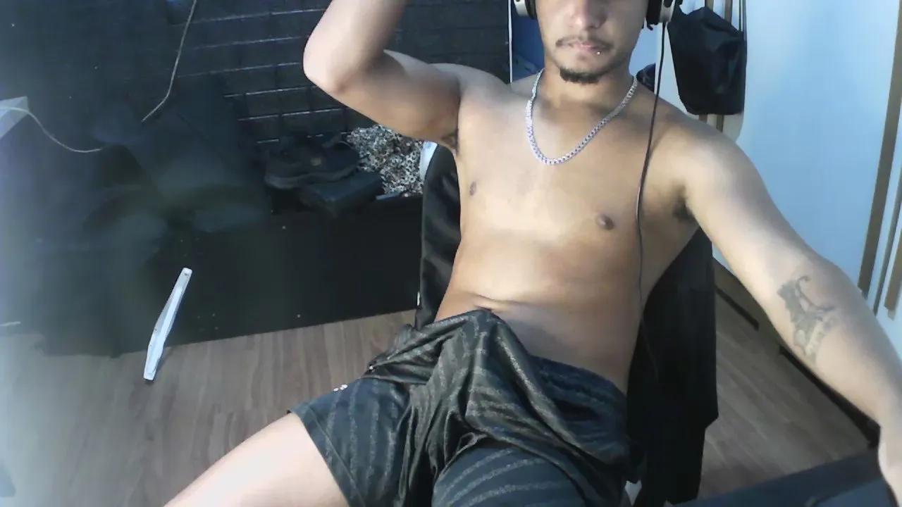 Offline gabriel5257 on Cam4