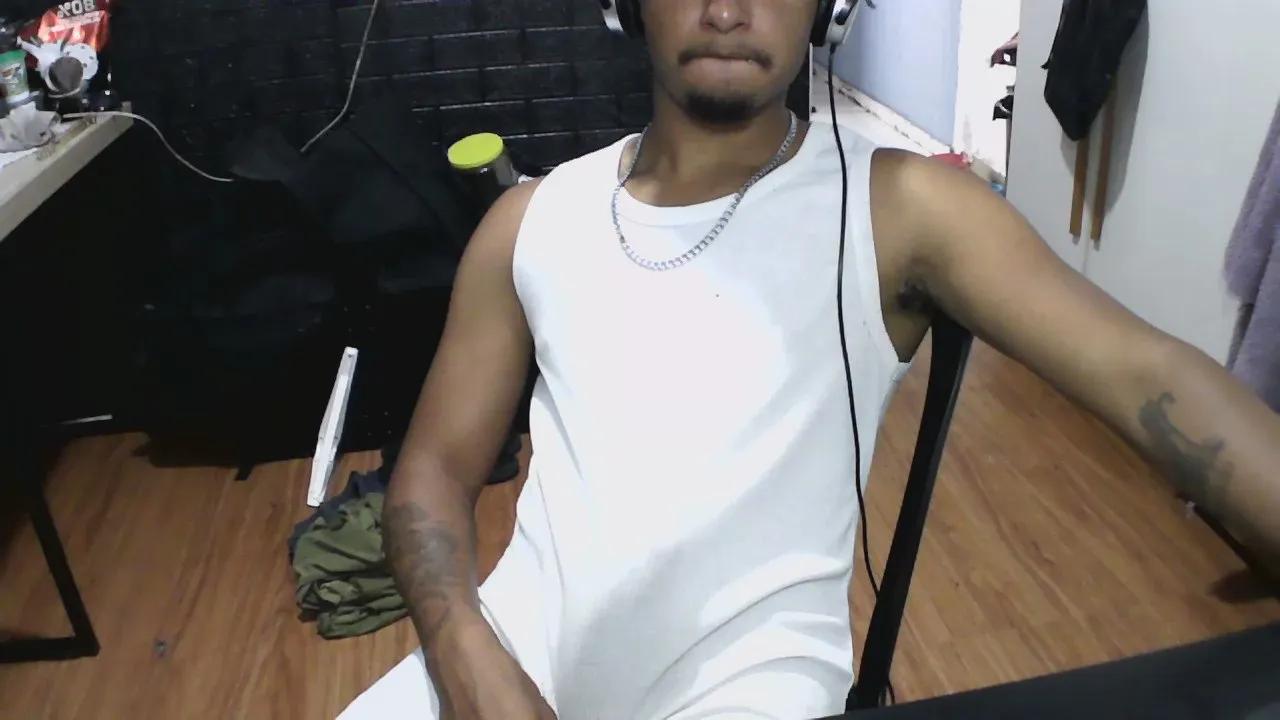 Offline gabriel5257 on Cam4