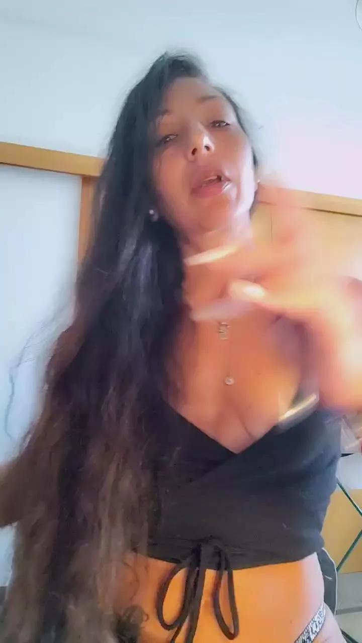 Offline GattaRossah on Cam4