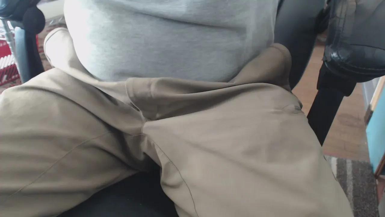 Offline gen_597 on Cam4