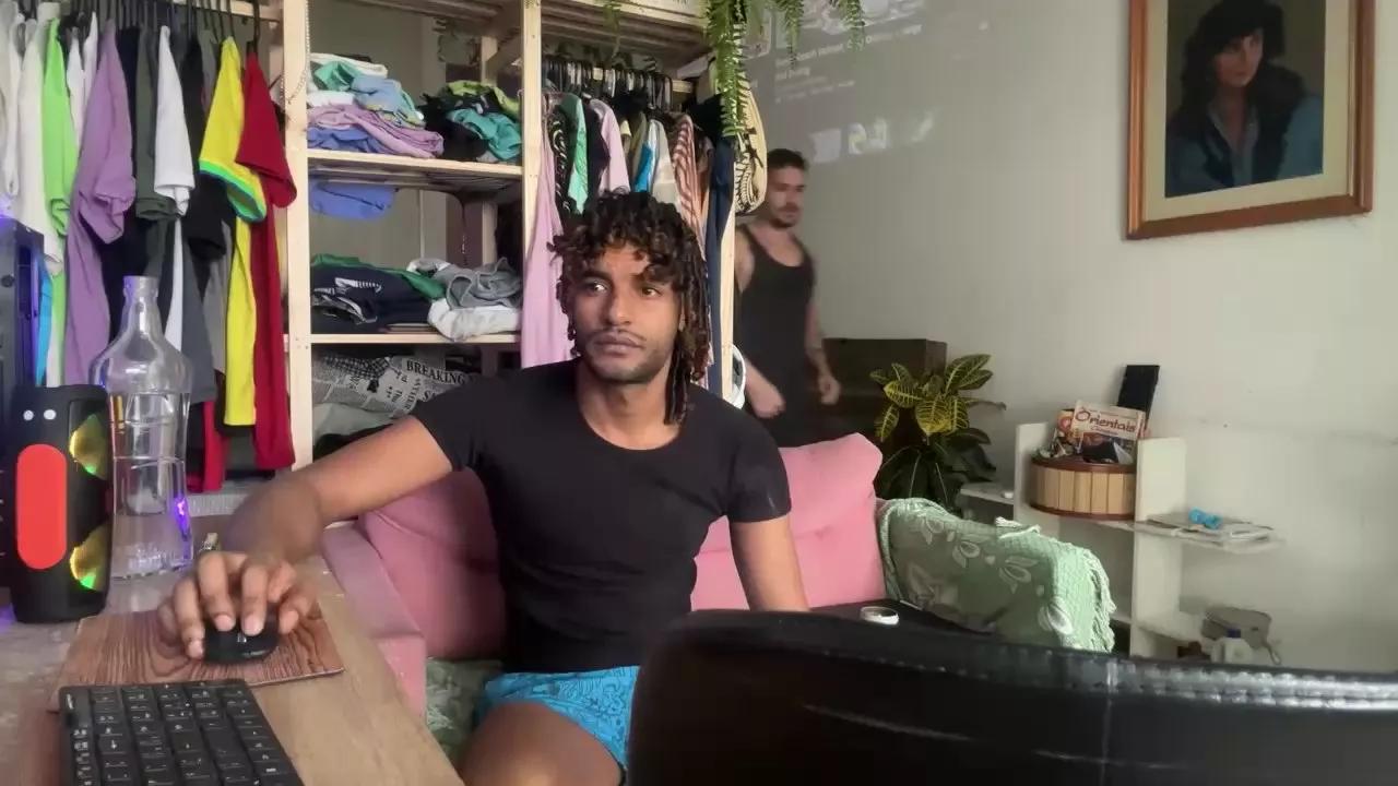 Offline gerson229 on Cam4