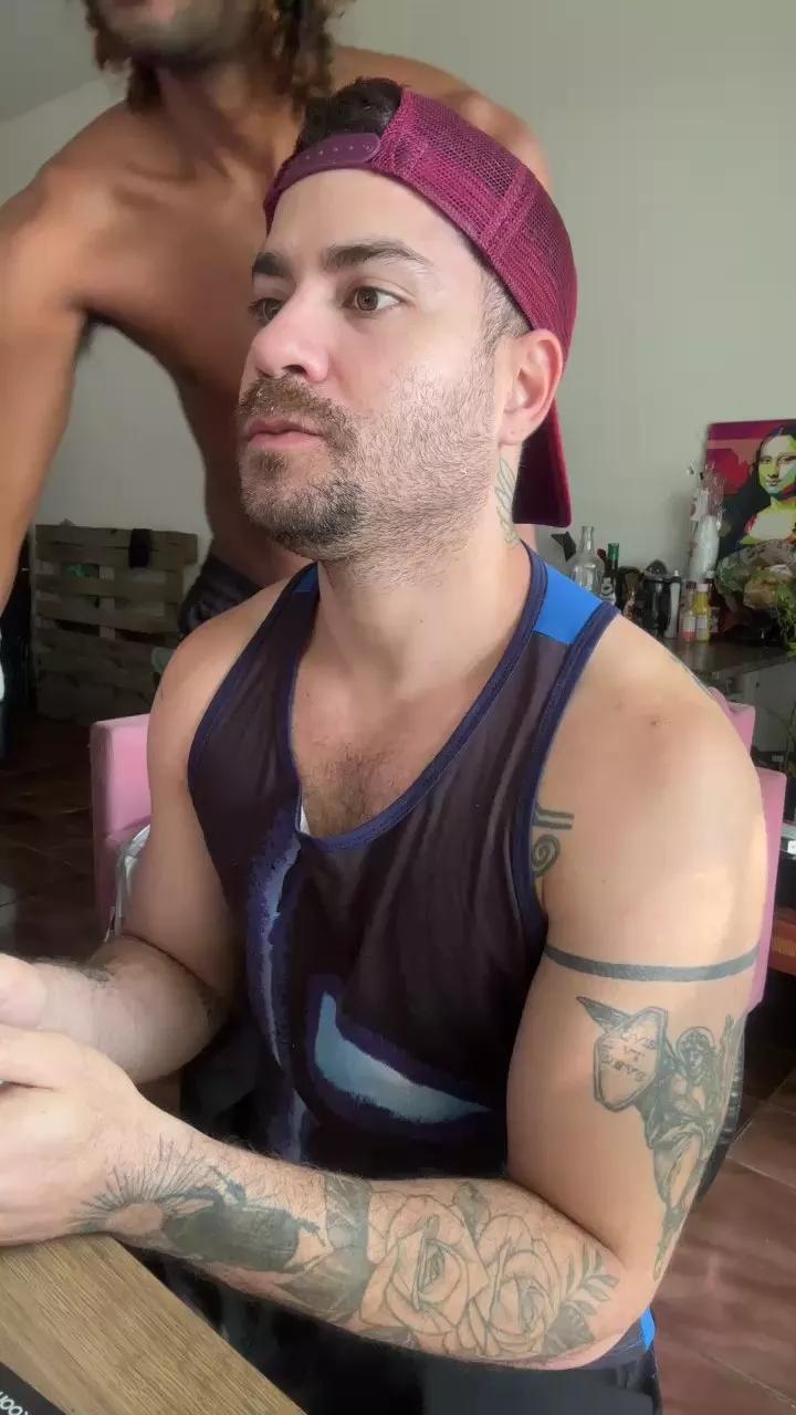 Offline gerson229 on Cam4