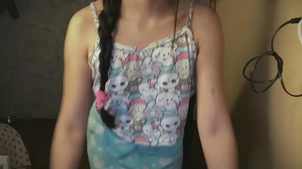 Offline GiaSexy_00 on Cam4