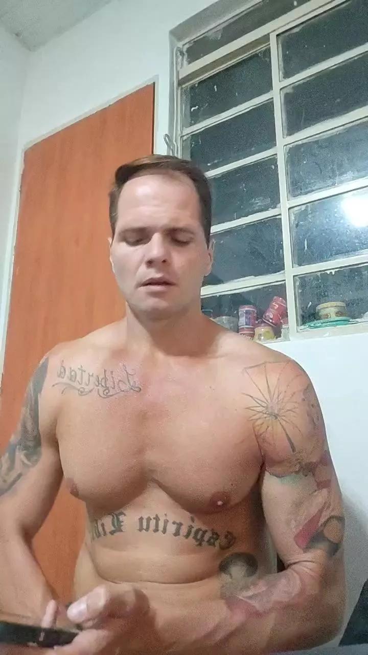 Offline Giricotta on Cam4