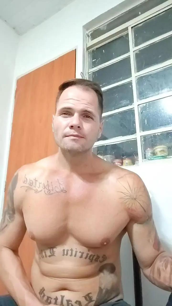 Offline Giricotta on Cam4