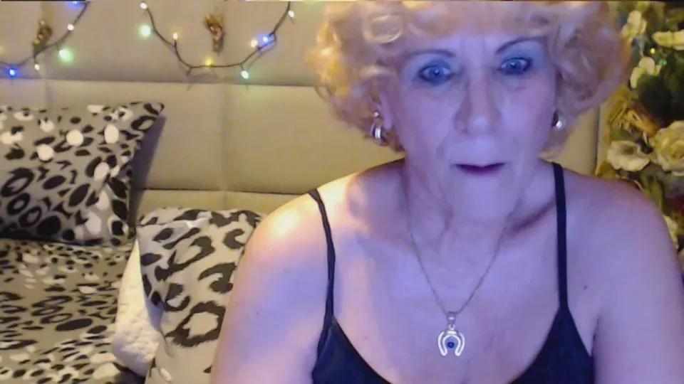 Offline GRANNY_LISA on Cam4