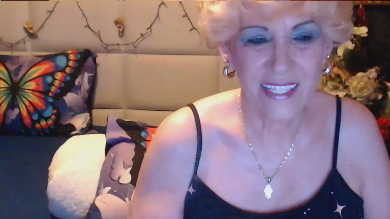 Offline GRANNY_LISA on Cam4