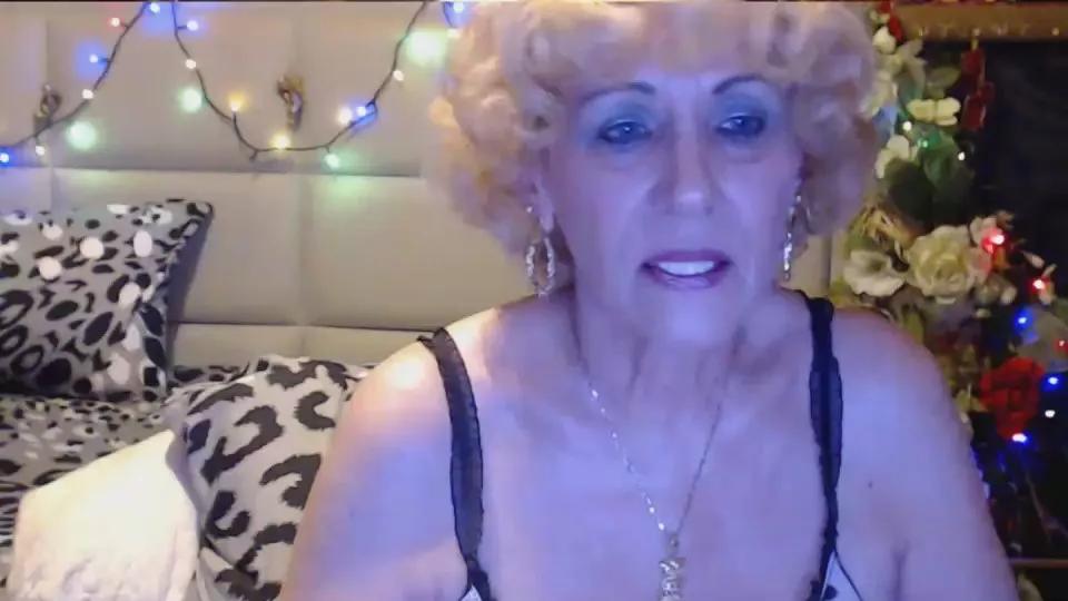 Offline GRANNY_LISA on Cam4