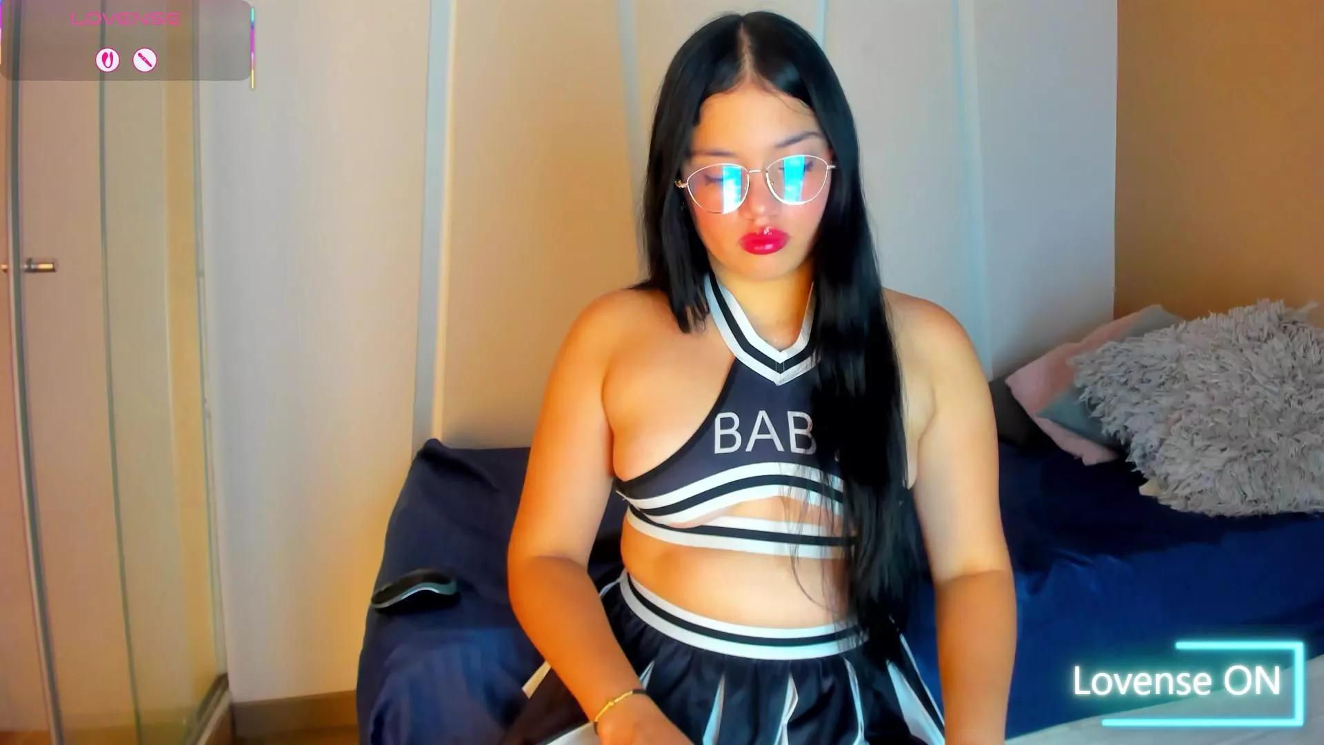 Offline Hailey_Fox on Cam4