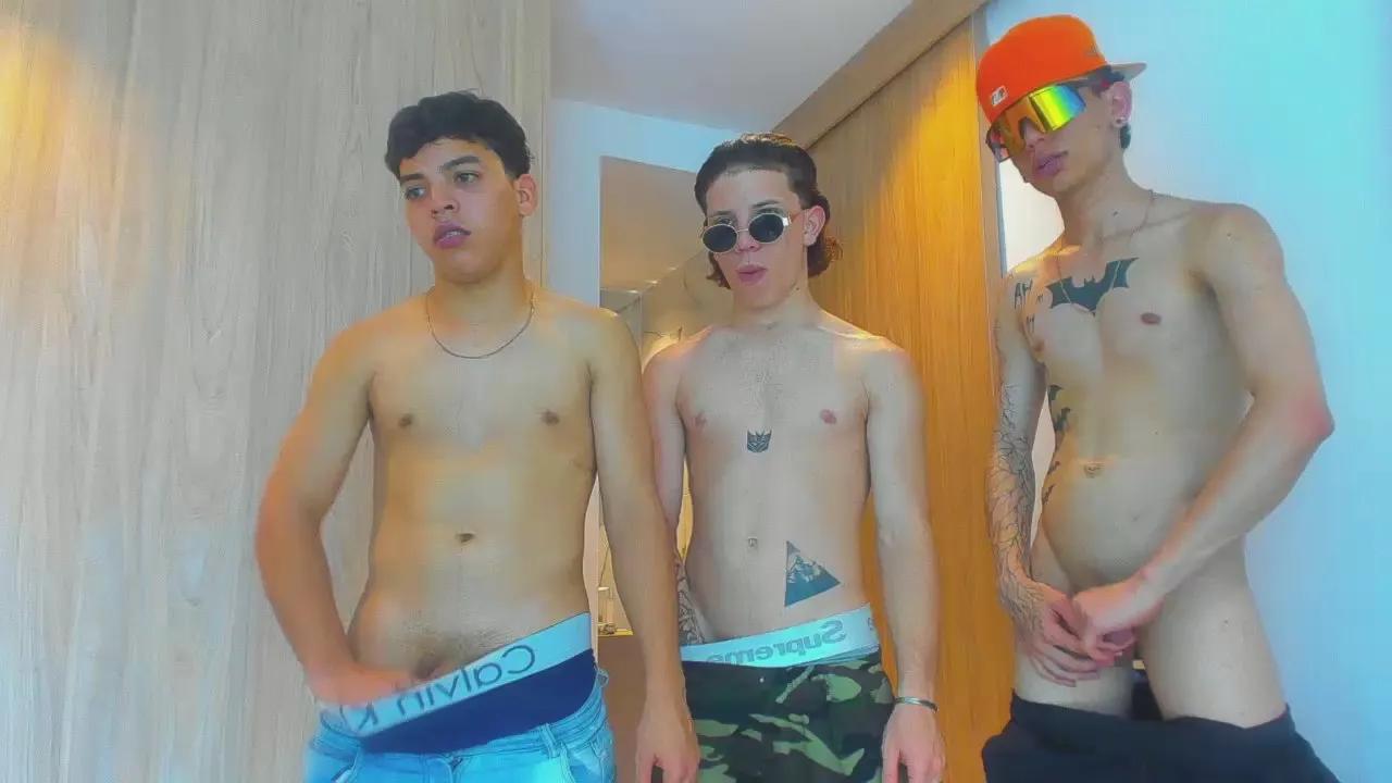 Offline Hardin_bat777 on Cam4