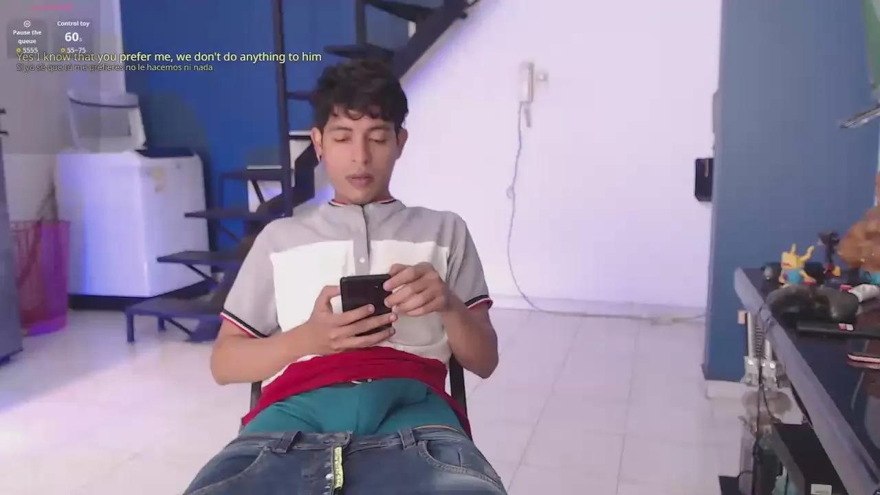 Offline hardsexlove08 on Cam4