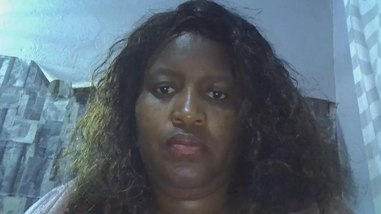 Offline HawaiiX21 on Cam4