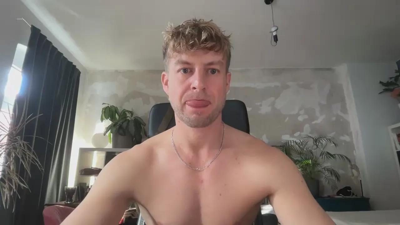 Heikhoe69 —  #striptease #cute #pornstar #cum #ass #amateur #masturbation