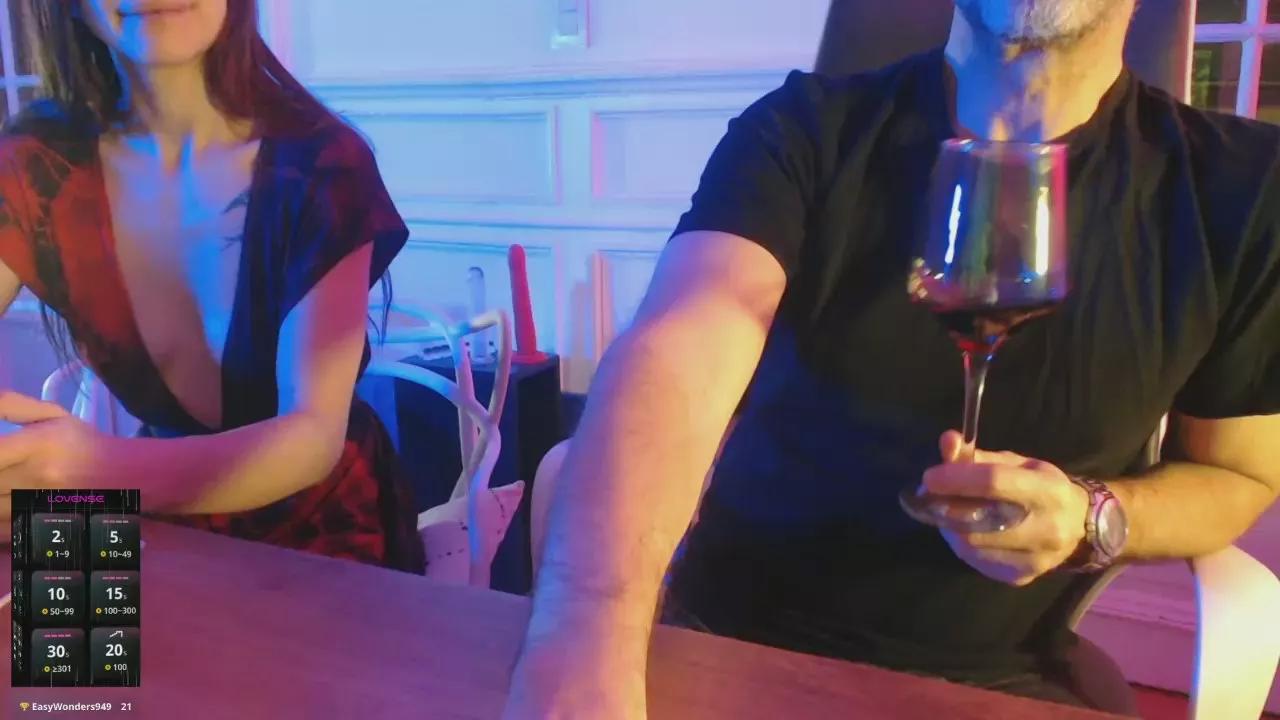 Offline hkatytits on Cam4