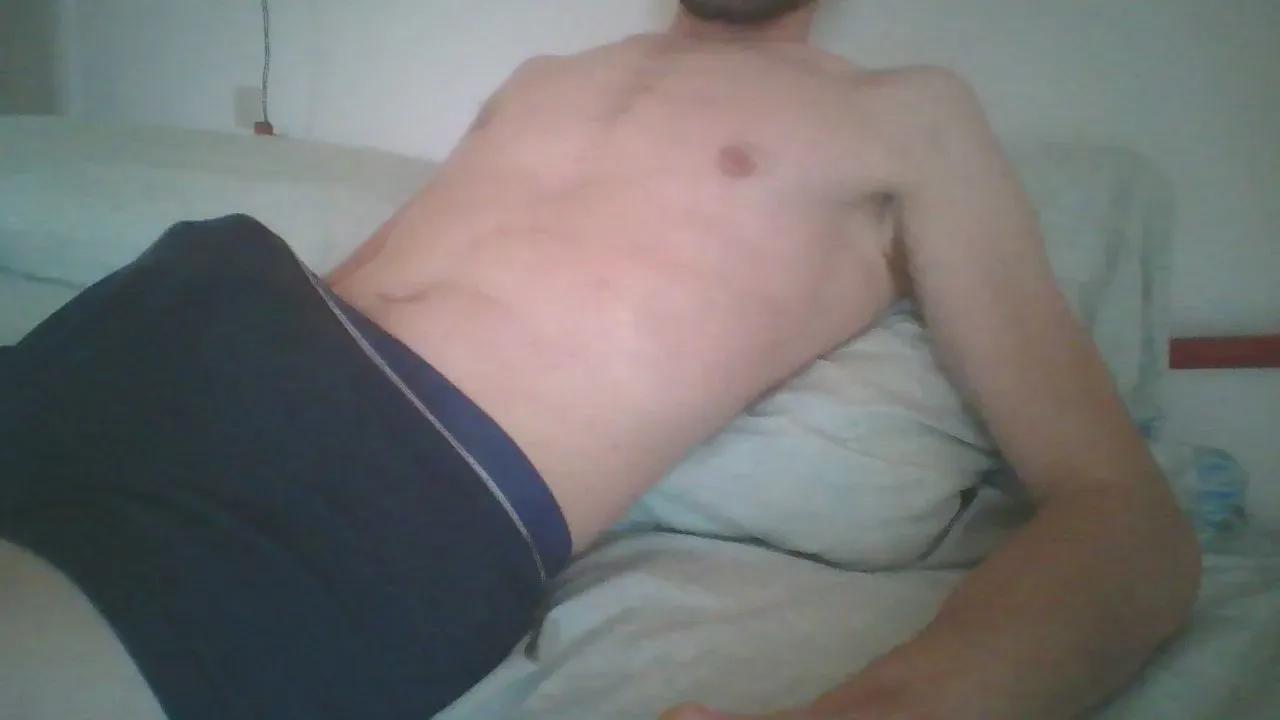 Offline hotboy034 on Cam4