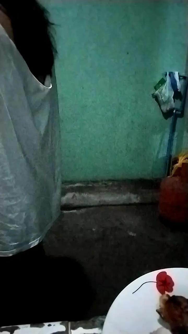 Offline Hotmama45 on Cam4