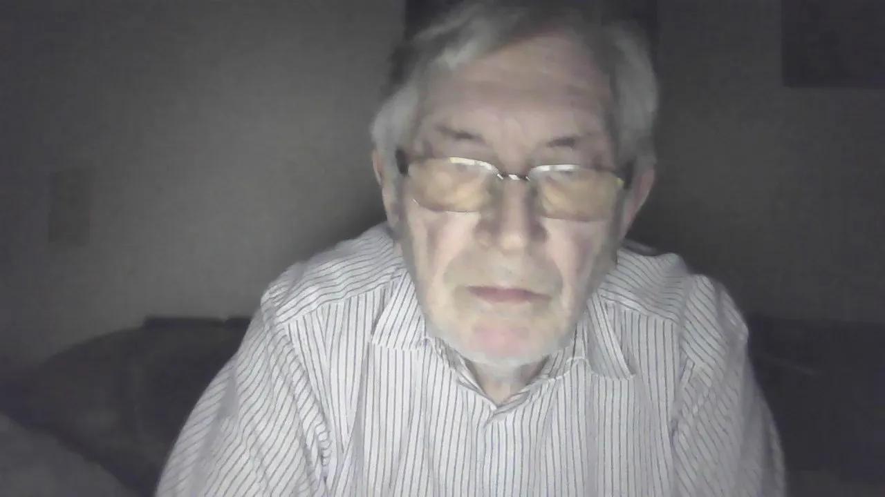 Offline idefix091 on Cam4