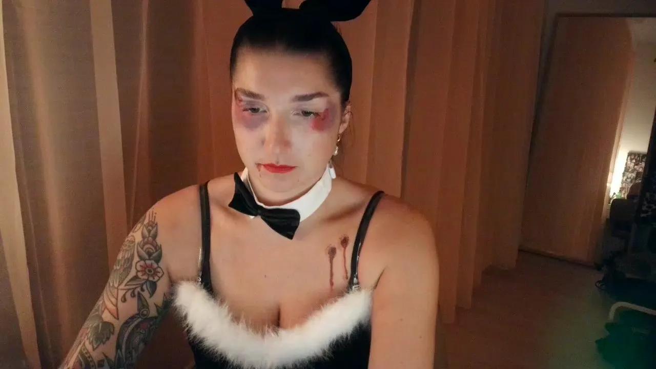 itsdeliciousss —  #femdom #spanking #masturbation #pussy #cute #feet