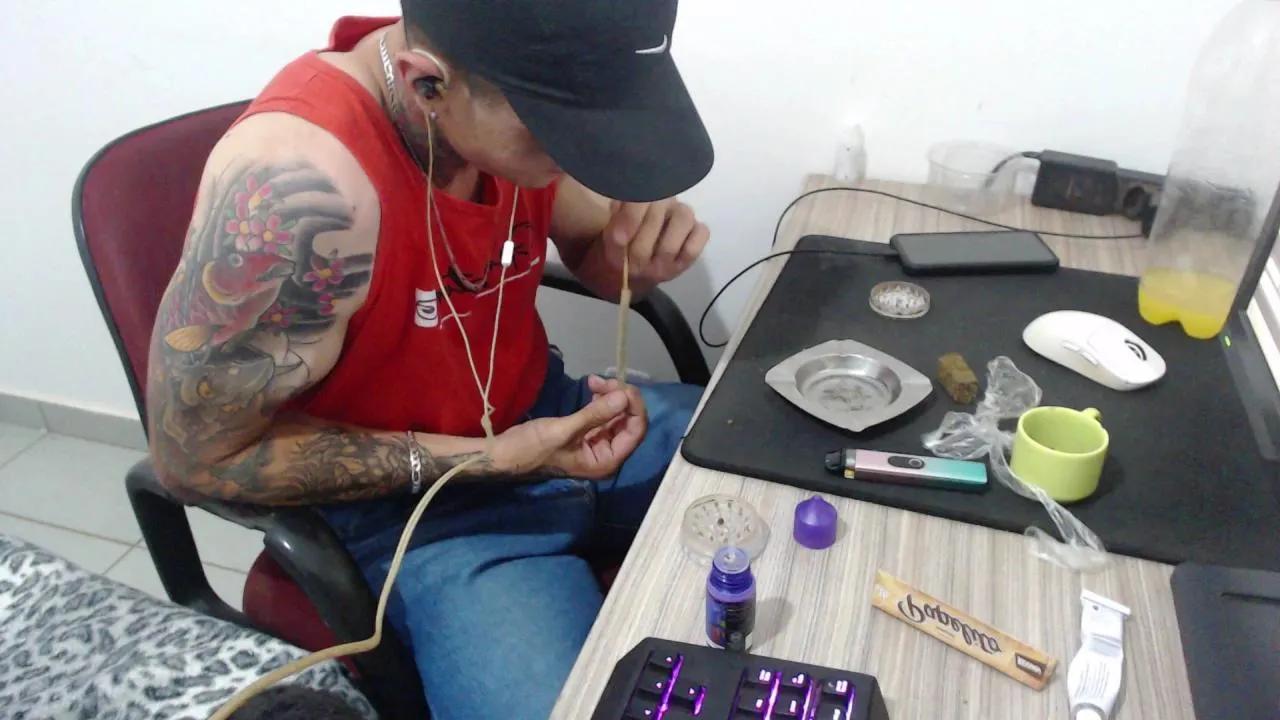 Offline Jac8k on Cam4