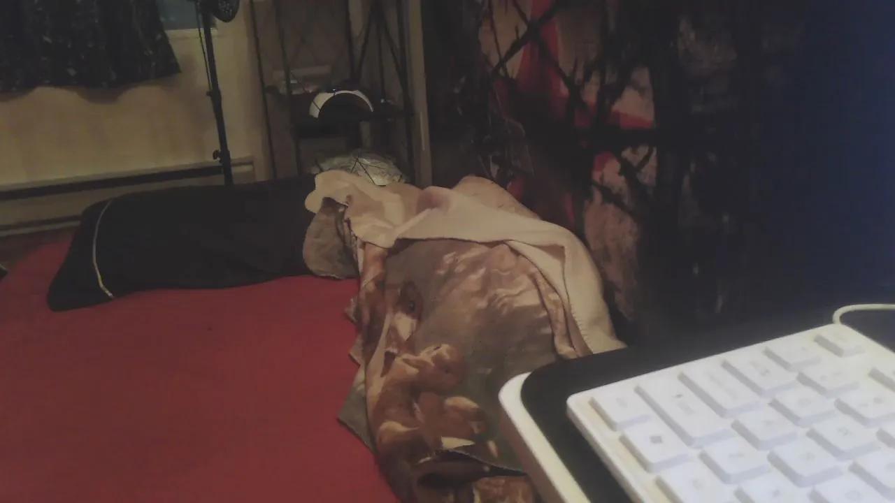 Offline JANININA on Cam4