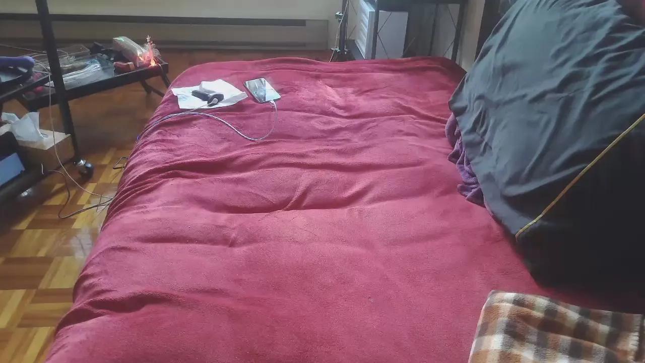 Offline JANININA on Cam4