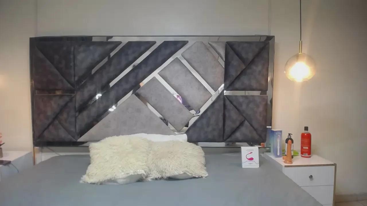 Offline Janne_01 on Cam4