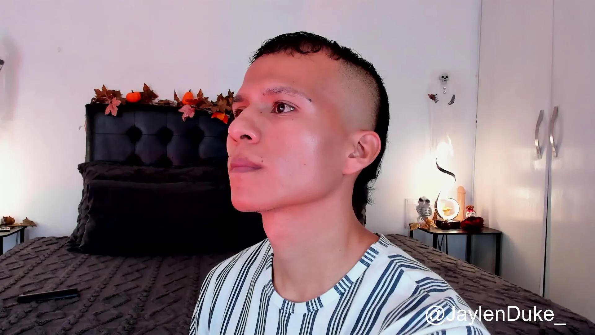 Offline Jaylen_and_duke on Cam4