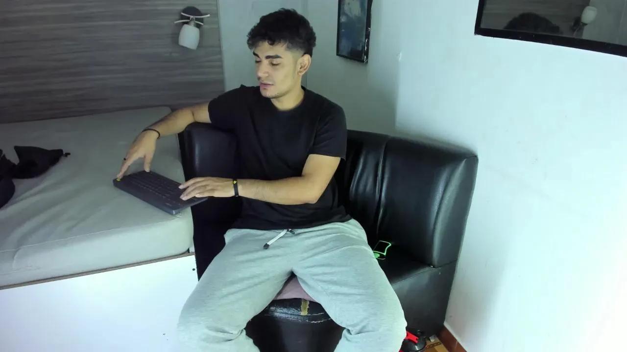 Offline JayMiller on Cam4